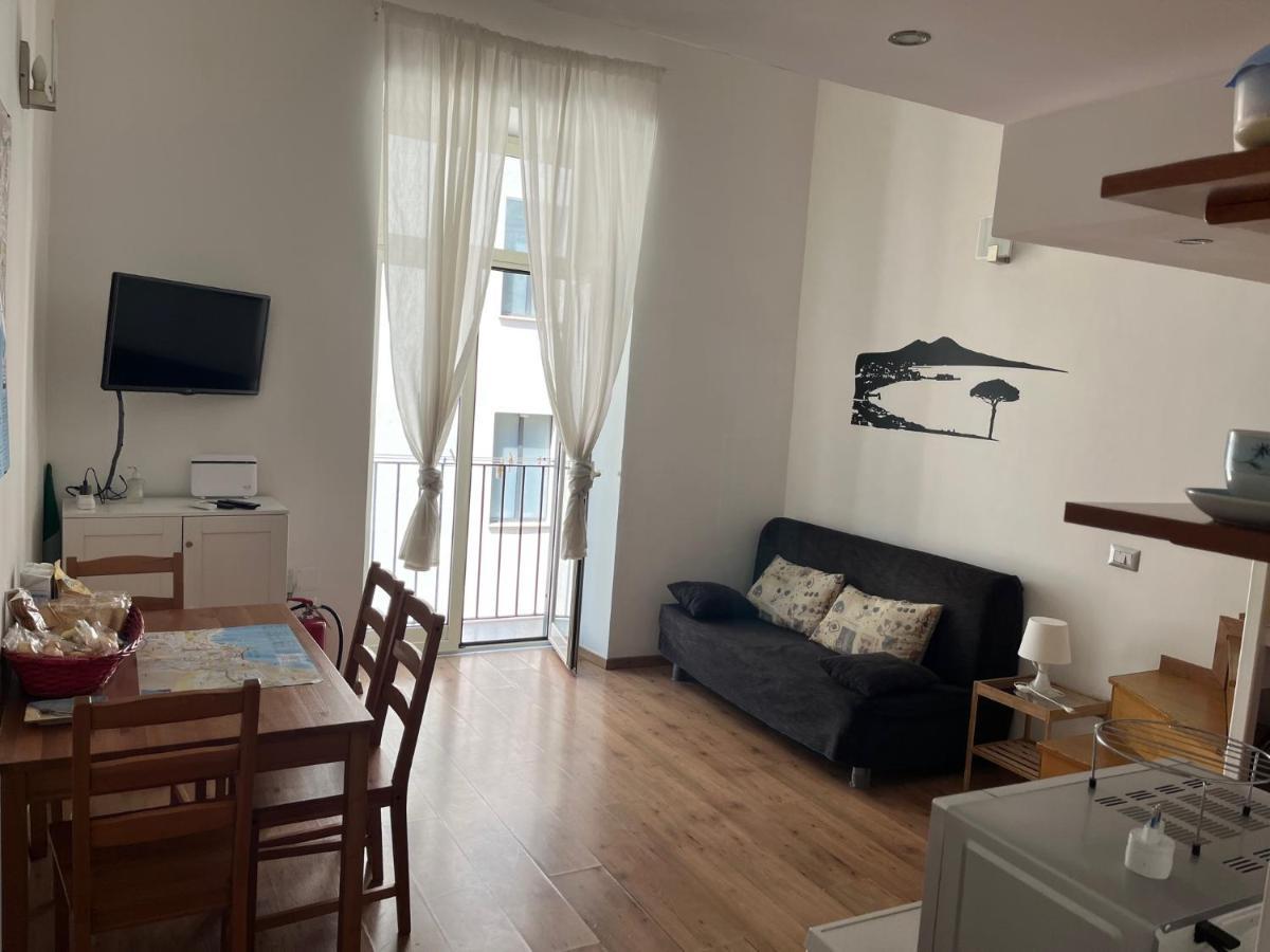 Ale & Tizy House Bed & Breakfast Napoli Exterior foto