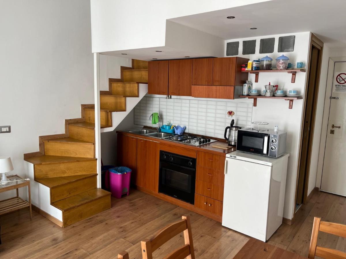 Ale & Tizy House Bed & Breakfast Napoli Exterior foto