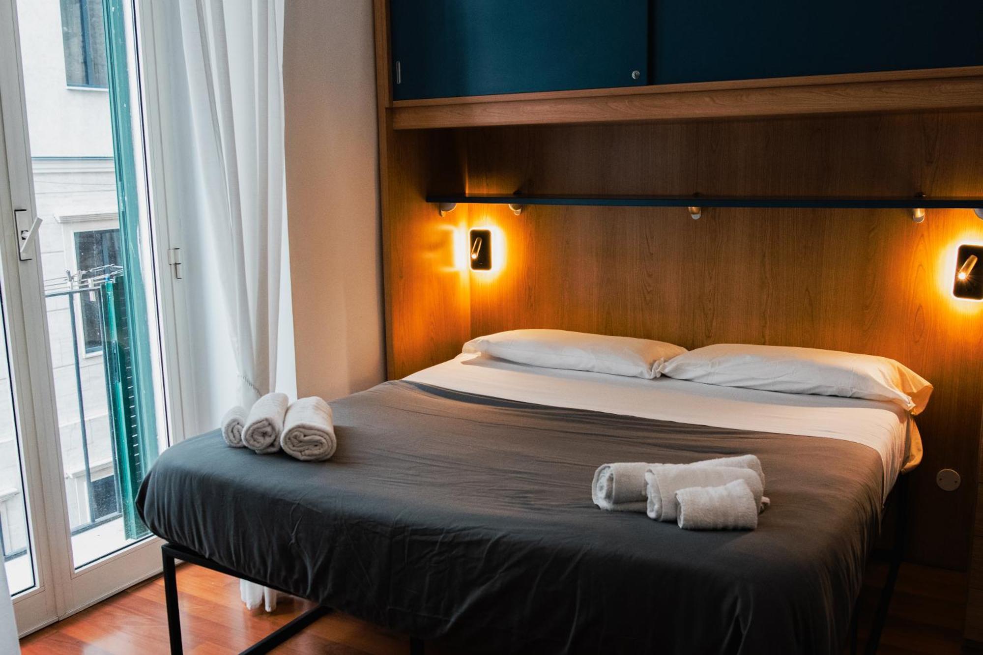 Ale & Tizy House Bed & Breakfast Napoli Exterior foto