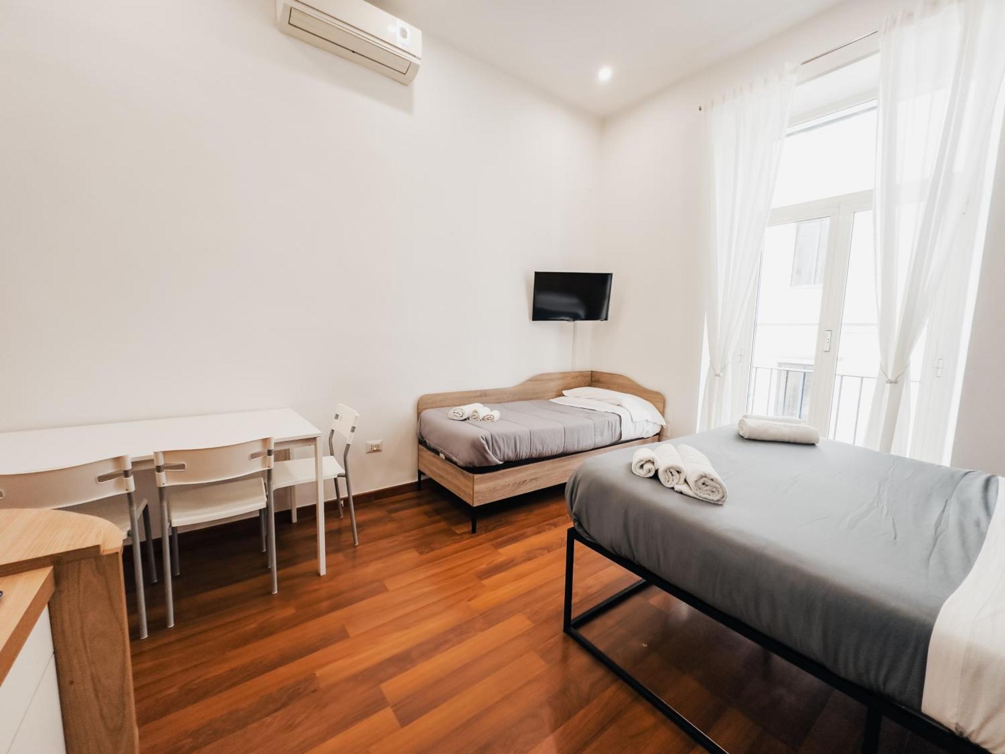 Ale & Tizy House Bed & Breakfast Napoli Exterior foto