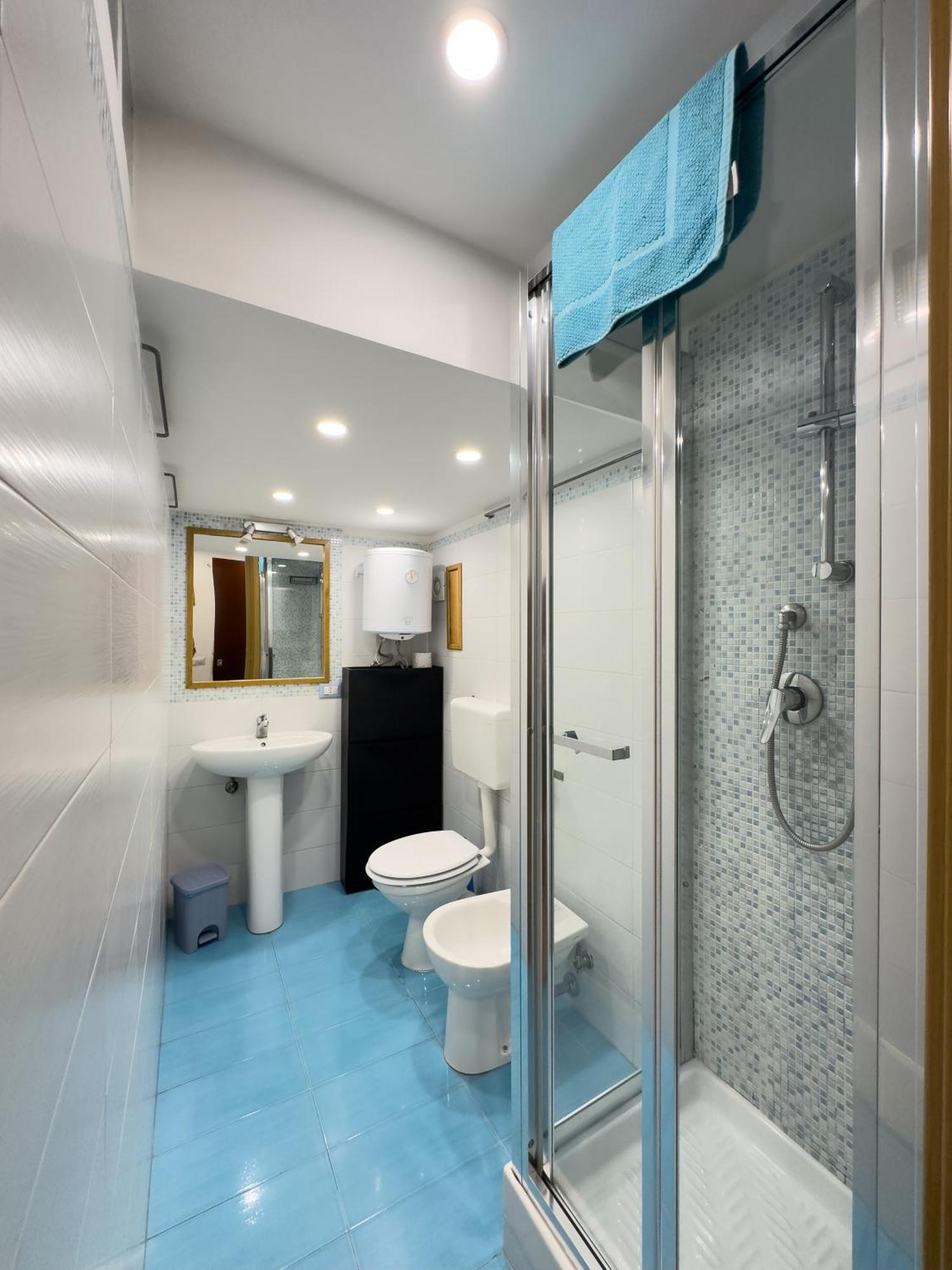 Ale & Tizy House Bed & Breakfast Napoli Exterior foto